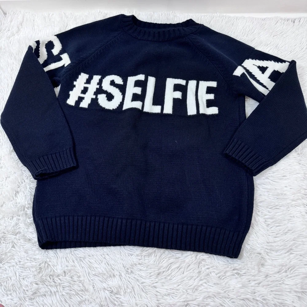 Zara boy's long sleeve #SELFIE Sweater crew neck in black‎ white